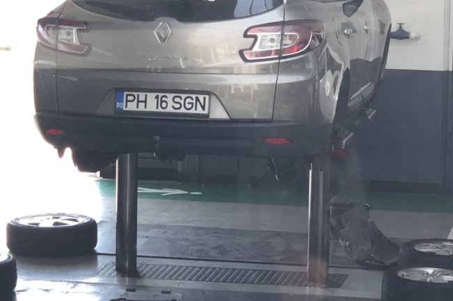 Cu masina la revizie